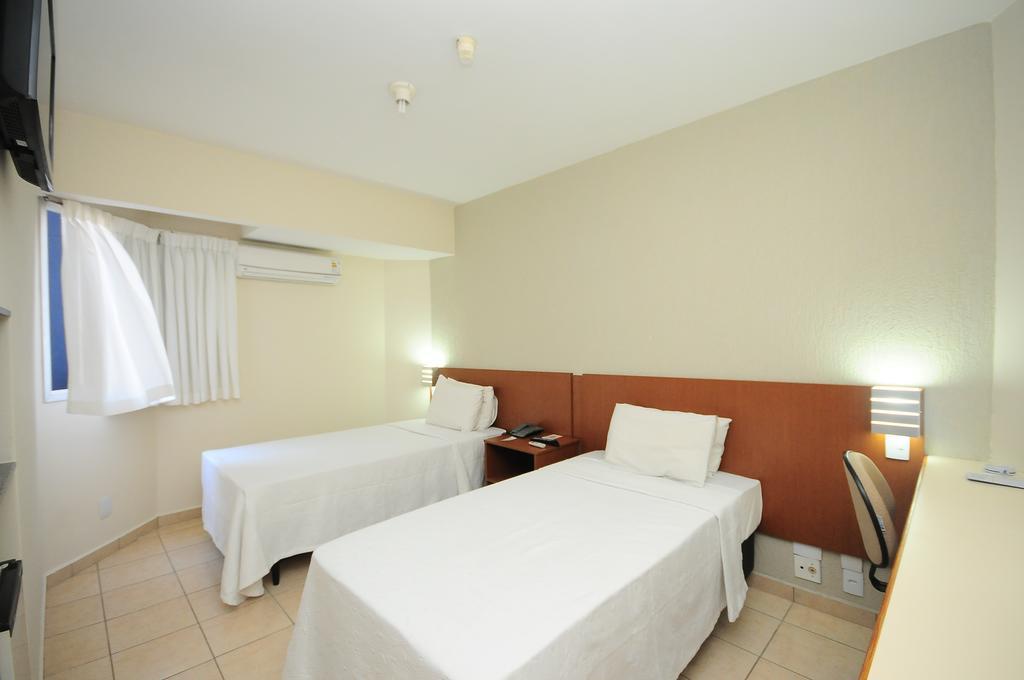 Hotel Riviera Araçatuba Εξωτερικό φωτογραφία