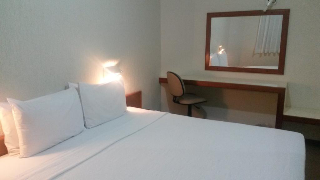 Hotel Riviera Araçatuba Εξωτερικό φωτογραφία